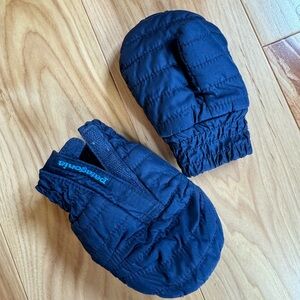 Patagonia toddler mittens, navy blue, 18-24 mos